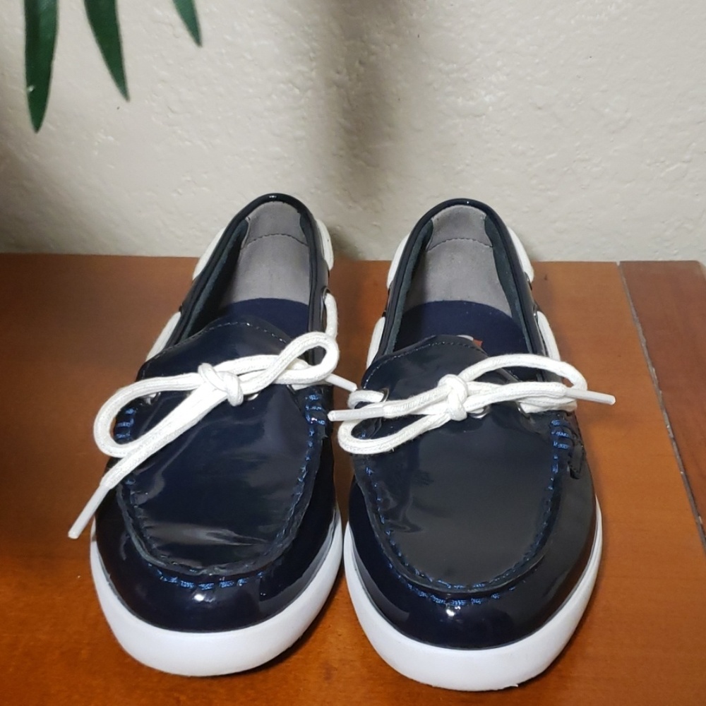 Cole Haan - Picture 2 of 4